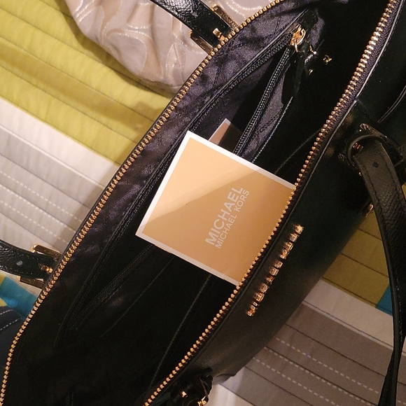 Purse - Picture 5 of 6